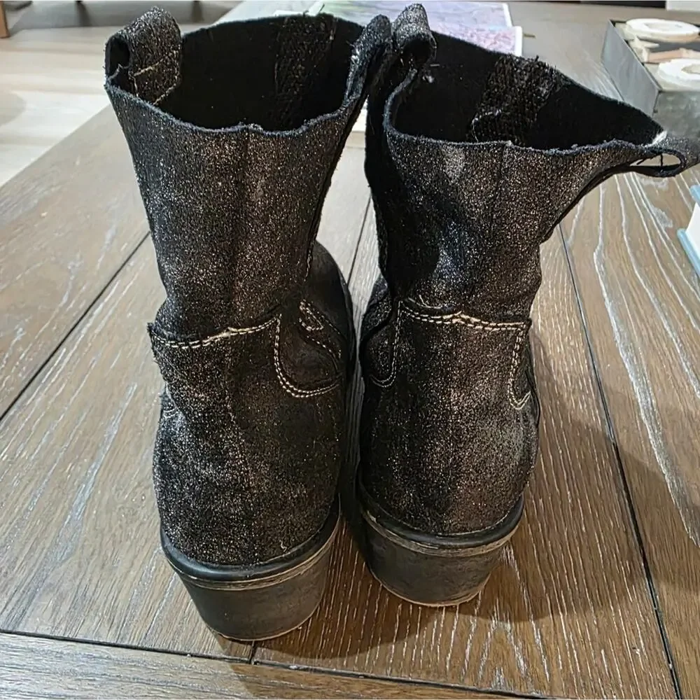 Charles by Charles David Leather Boots, Women's Size 8